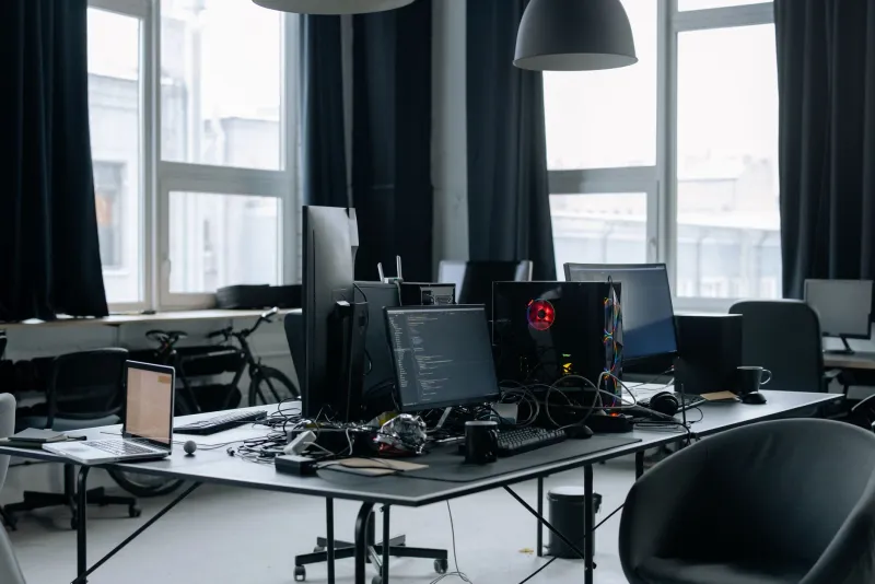 Shelf-Ware at Scale: The Organizational Inertia Quietly Burying Your Most Expensive Software Investments
